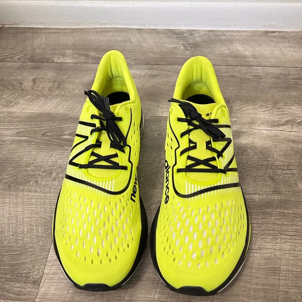 New Balance FuelCell SuperComp Pacer V1 running shoes in Thirty Watt & Black - Picture 5 of 11